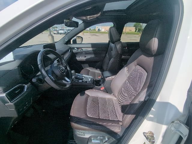 Used 2023 MAZDA CX-5 Signature AWD/4WD image 12
