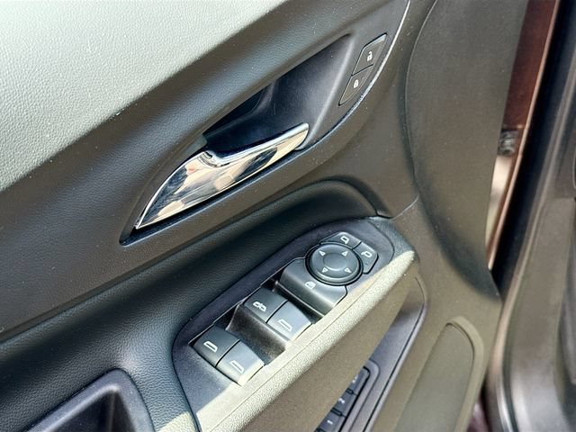 Used 2020 Chevrolet Equinox Premier AWD/4WD image 24