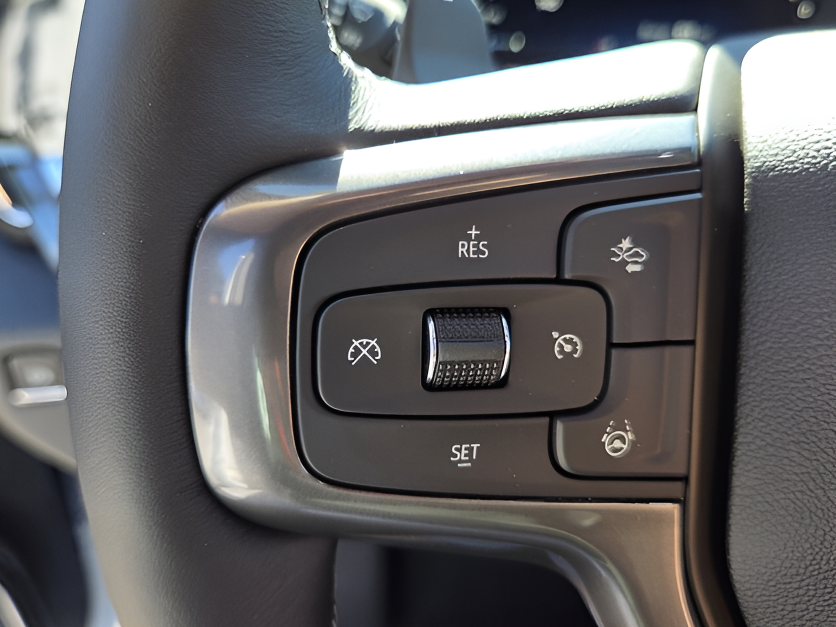 New 2026 Chevrolet Silverado 1500 High Country w/ Technology Package AWD/4WD image 25