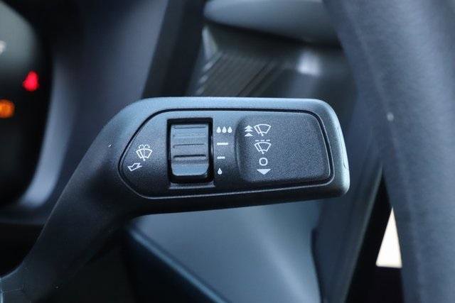 New 2025 Ford Maverick XL w/ Equipment Group 101A image 33