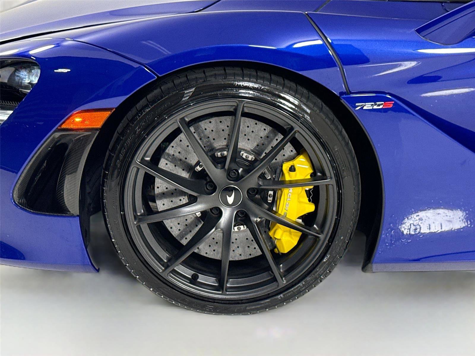 Used 2019 McLaren 720S Performance RWD image 37