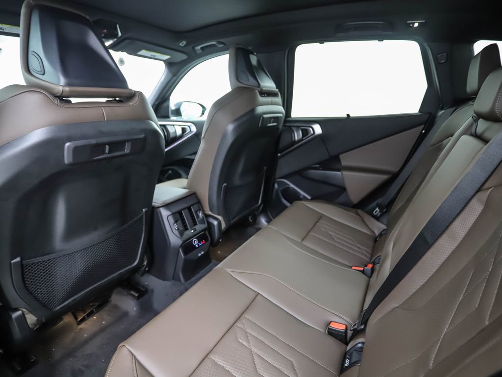 Used 2026 BMW X3 xDrive30 w/ Premium Package image 22