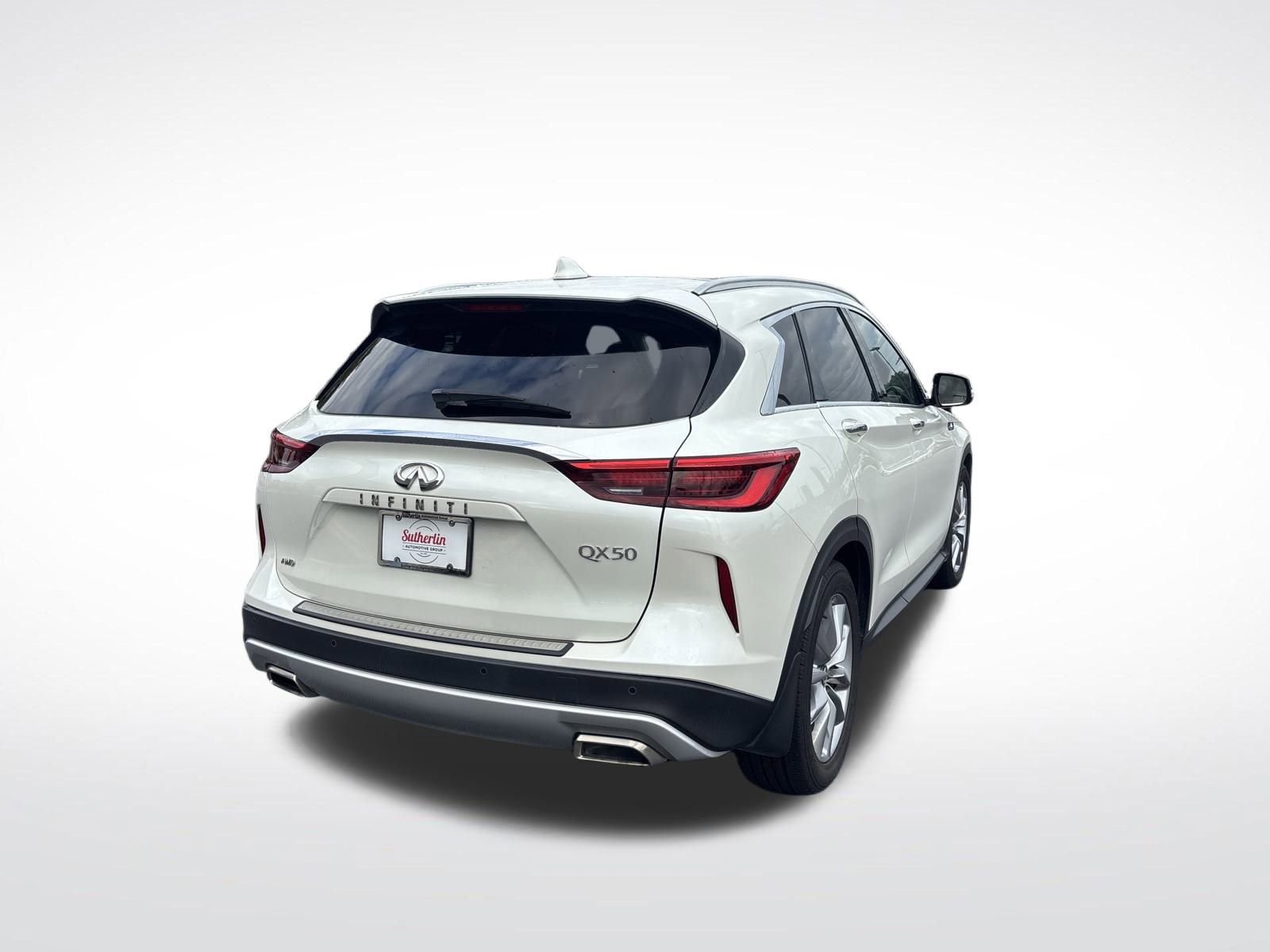 Used 2021 INFINITI QX50 Essential w/ Convenience Package image 5