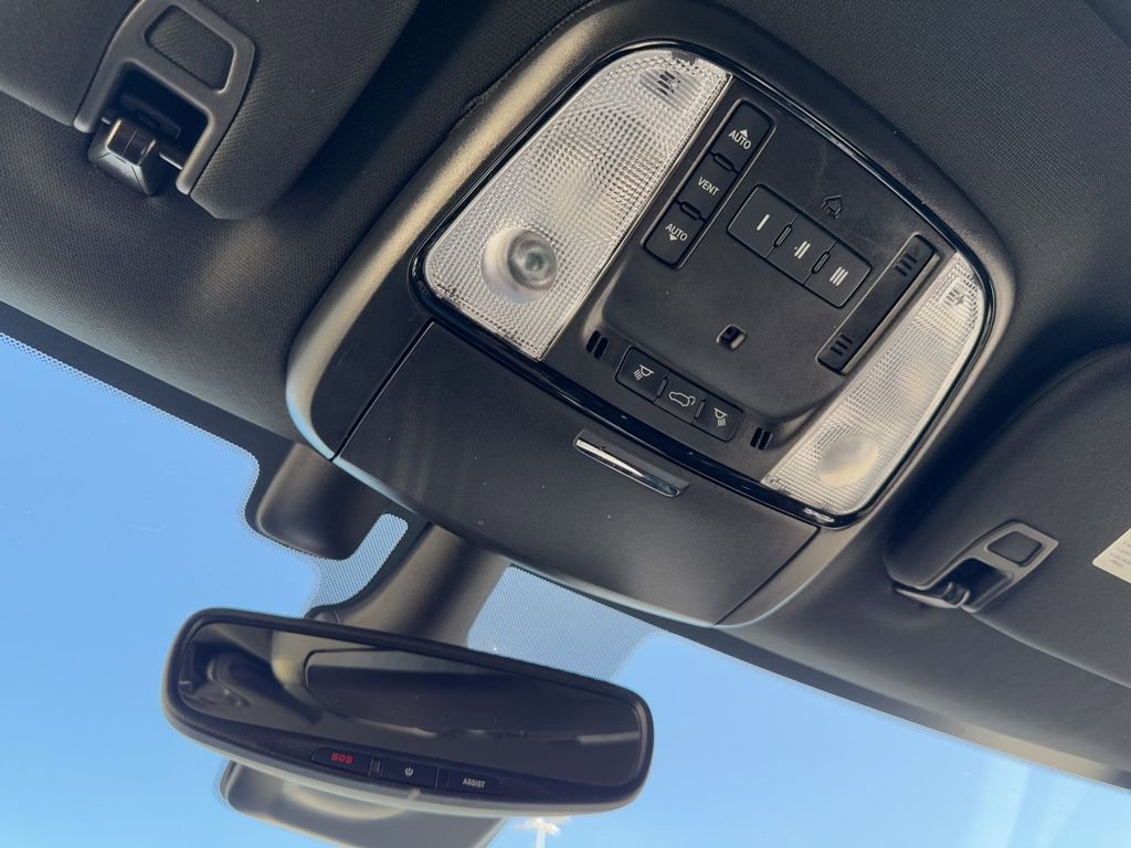 Used 2023 Dodge Durango R/T image 34