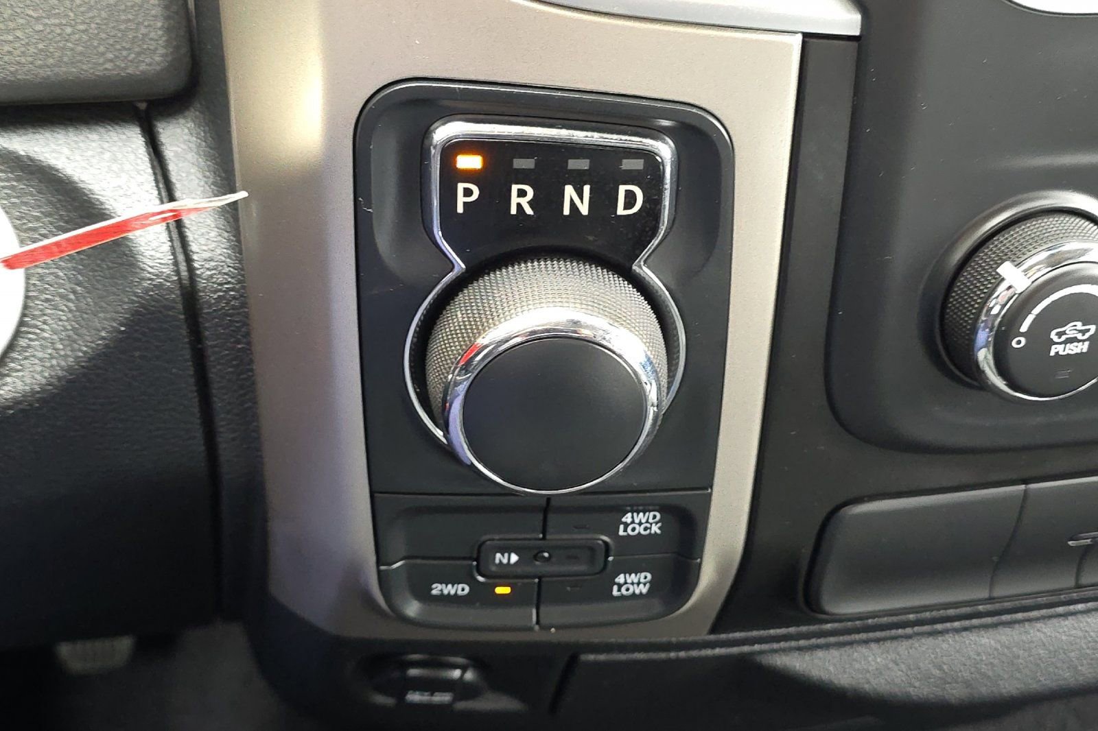 Used 2018 RAM 1500 Classic SLT AWD/4WD image 20