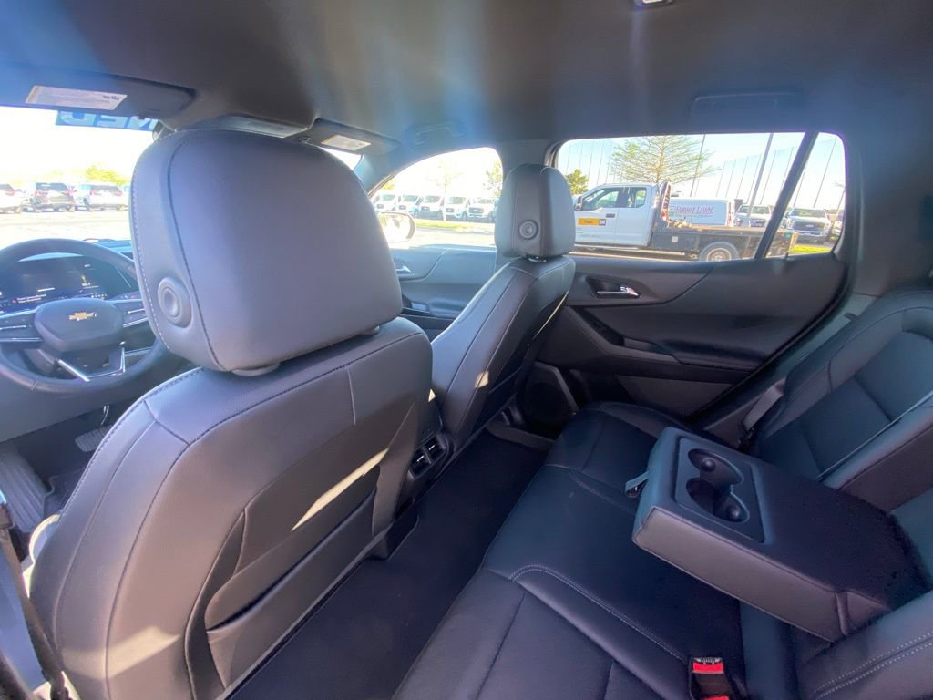 Used 2025 Chevrolet Equinox LT w/ Convenience Package II image 22