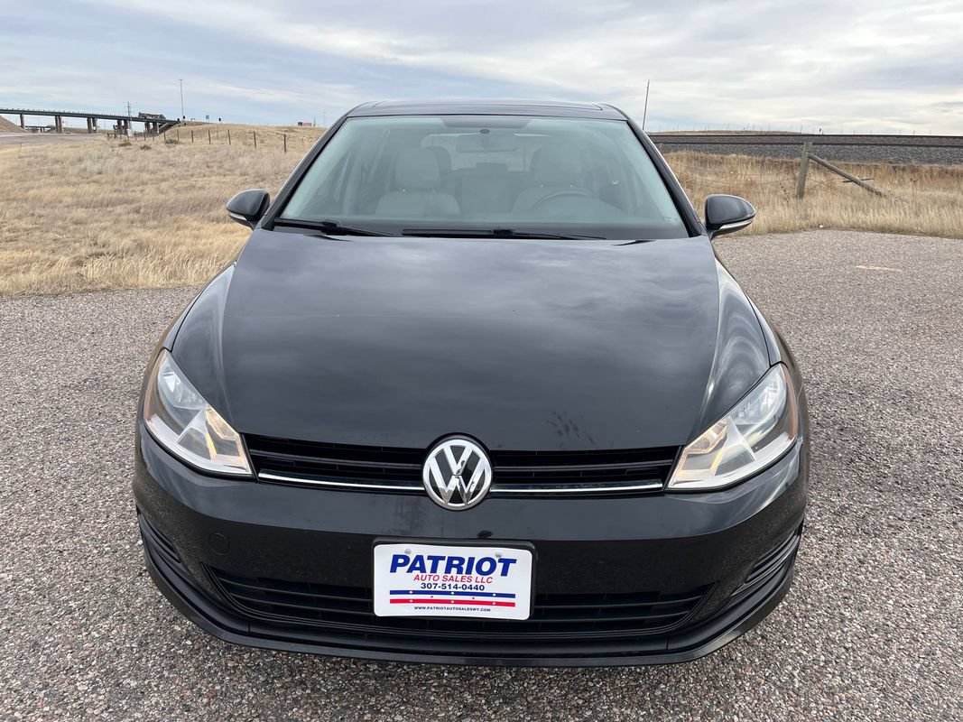 Used 2016 Volkswagen Golf S FWD image 8