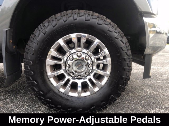 Used 2020 Ford F350 Lariat w/ Lariat Ultimate Package AWD/4WD image 26