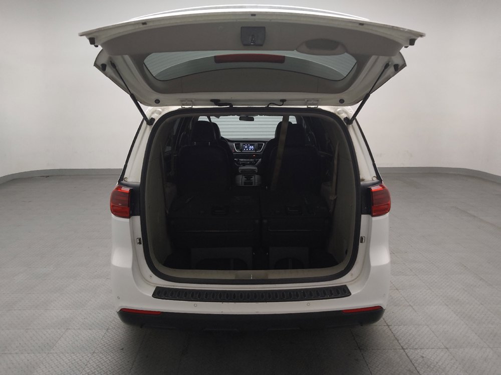 Used 2019 Kia Sedona EX FWD image 29
