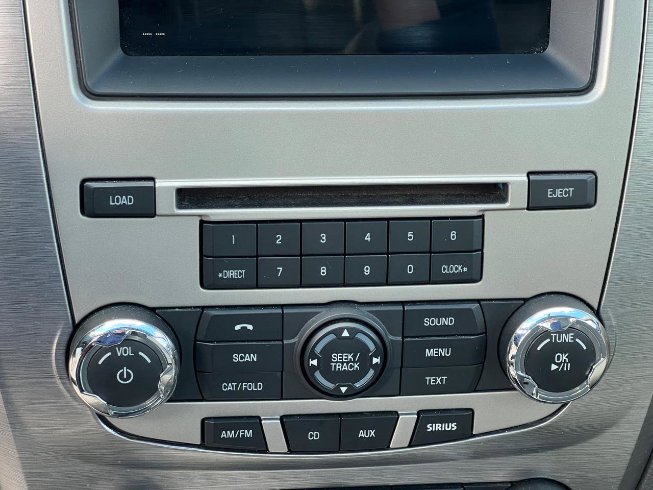 Used 2010 Ford Fusion SE FWD image 22