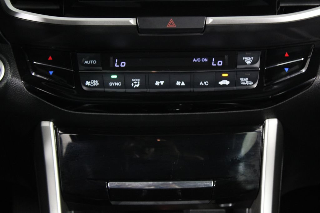 Used 2017 Honda Accord Touring image 21
