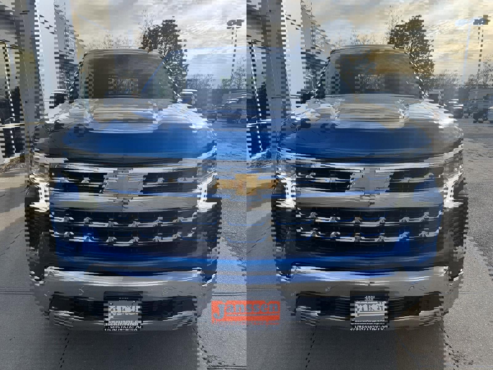 Used 2022 Chevrolet Silverado 1500 LTZ image 4