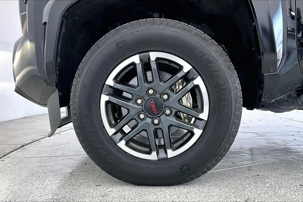 Used 2025 Toyota Tacoma TRD Sport RWD image 10
