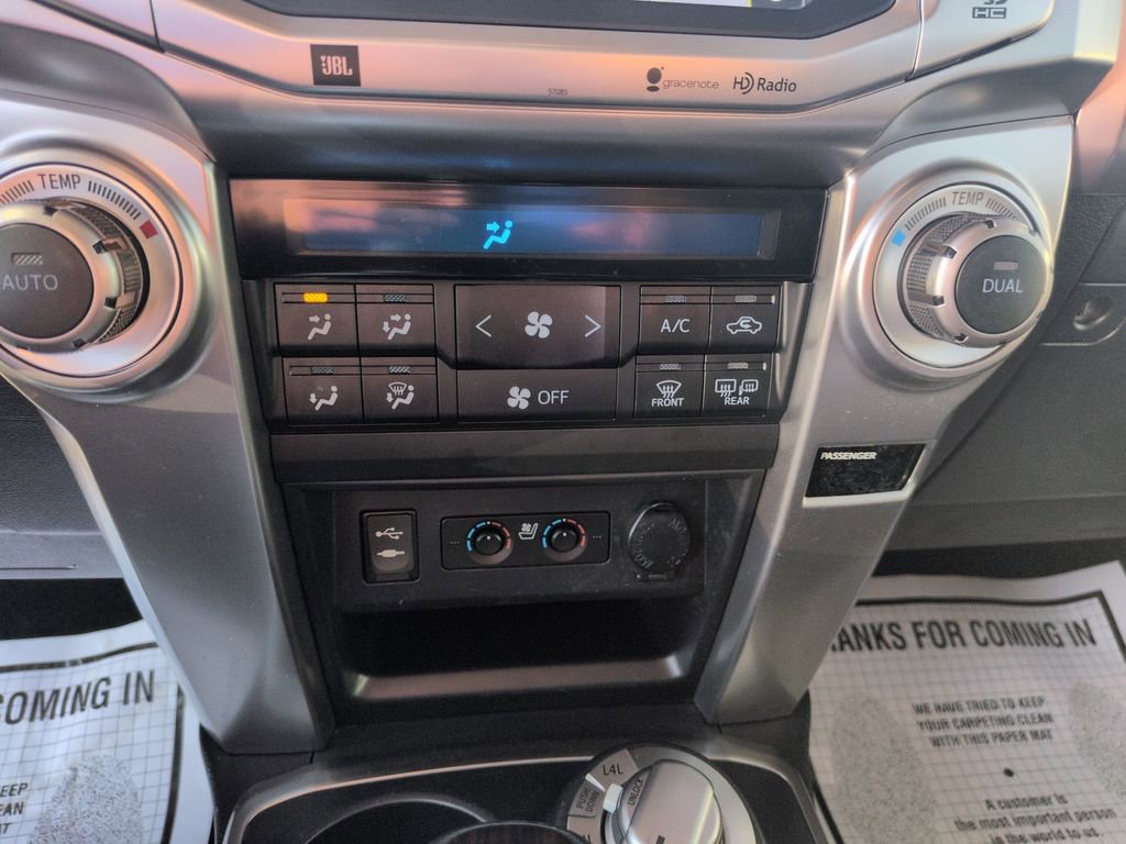 Used 2015 Toyota 4Runner Limited AWD/4WD image 18