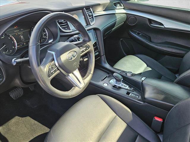 Used 2019 INFINITI QX50 Luxe w/ Cargo Package AWD/4WD image 10