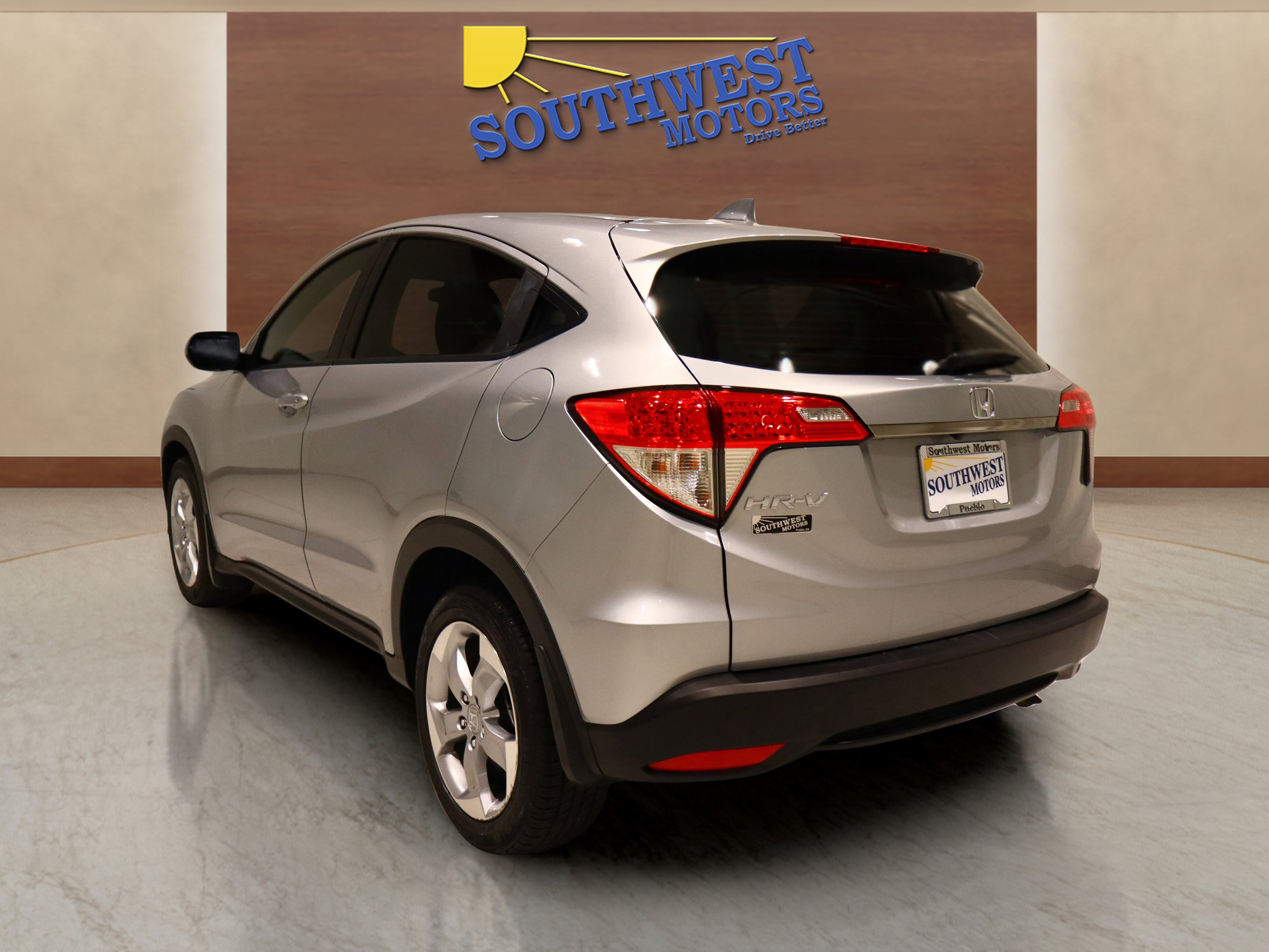 Used 2022 Honda HR-V LX image 2