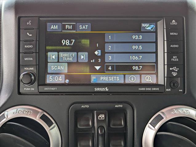 Used 2014 Jeep Wrangler Unlimited Sahara w/ Max Tow Package AWD/4WD image 13