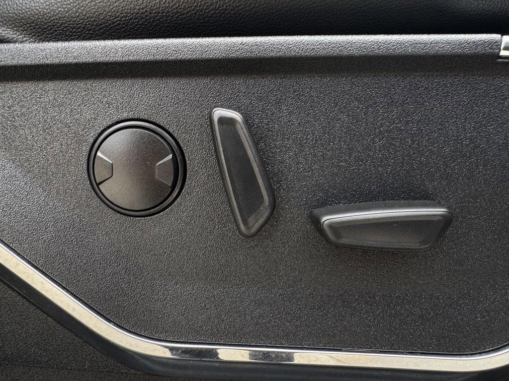 Used 2023 Ford F250 Lariat w/ Lariat Ultimate Package image 30