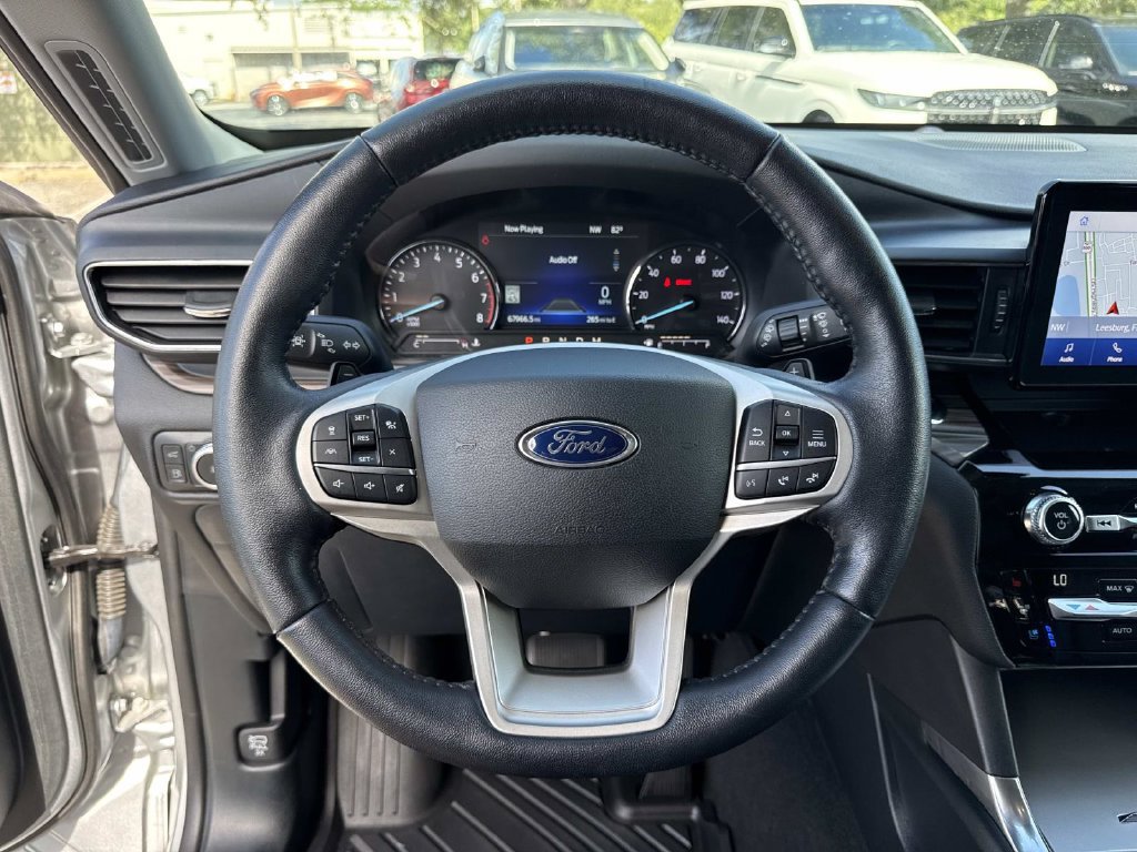 Used 2021 Ford Explorer Limited w/ Hybrid Equipment Group 310A AWD/4WD image 28