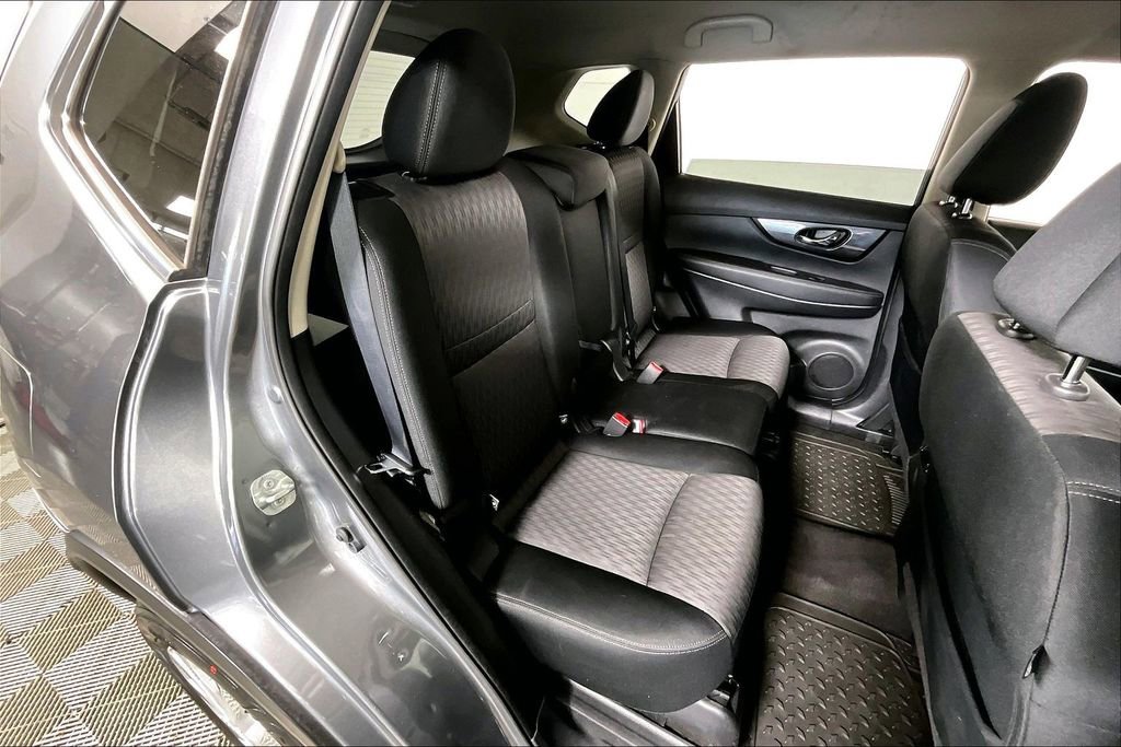 Used 2017 Nissan Rogue S w/ Appearance Package image 26