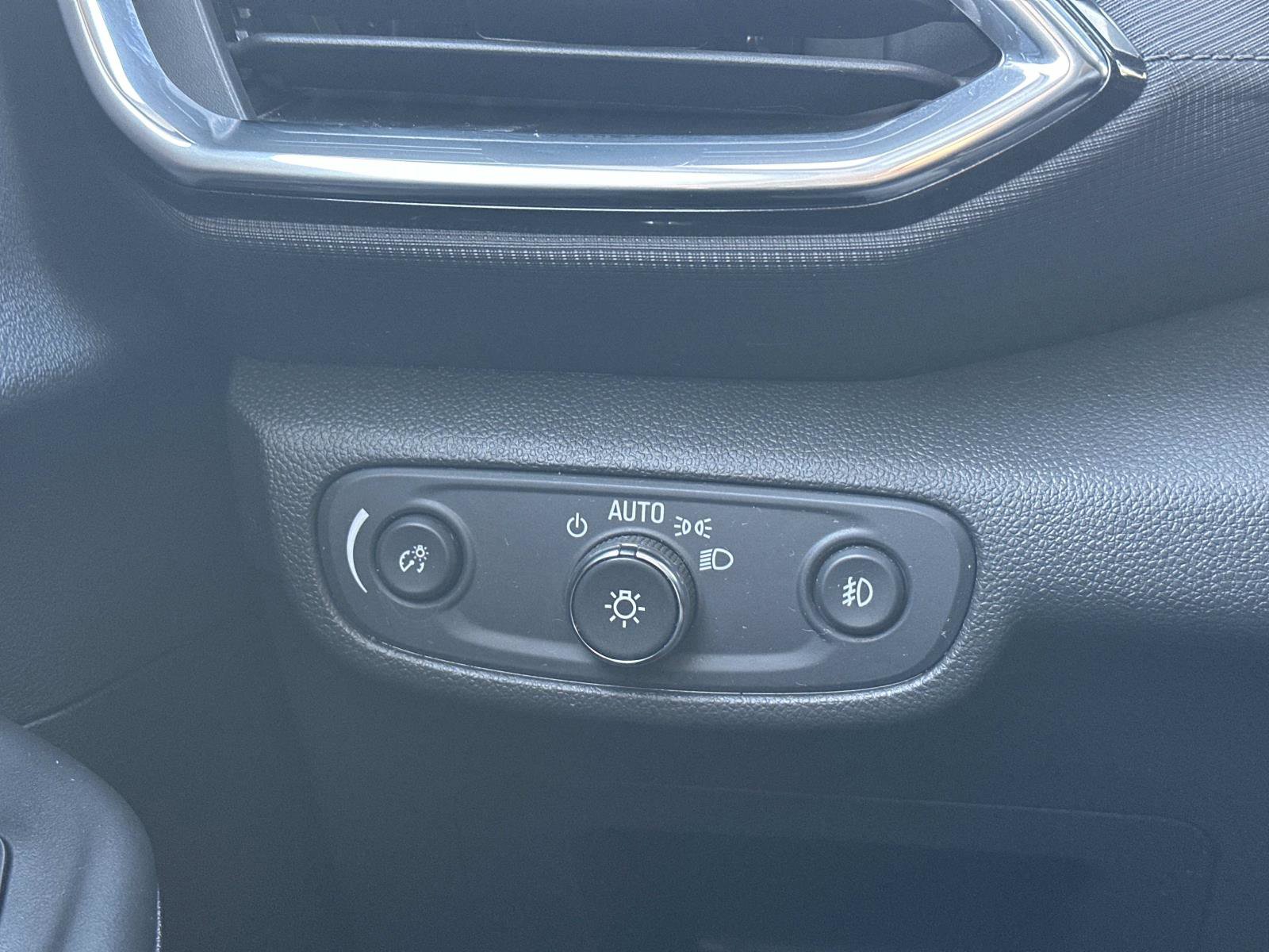 Certified 2023 Chevrolet TrailBlazer LT image 25