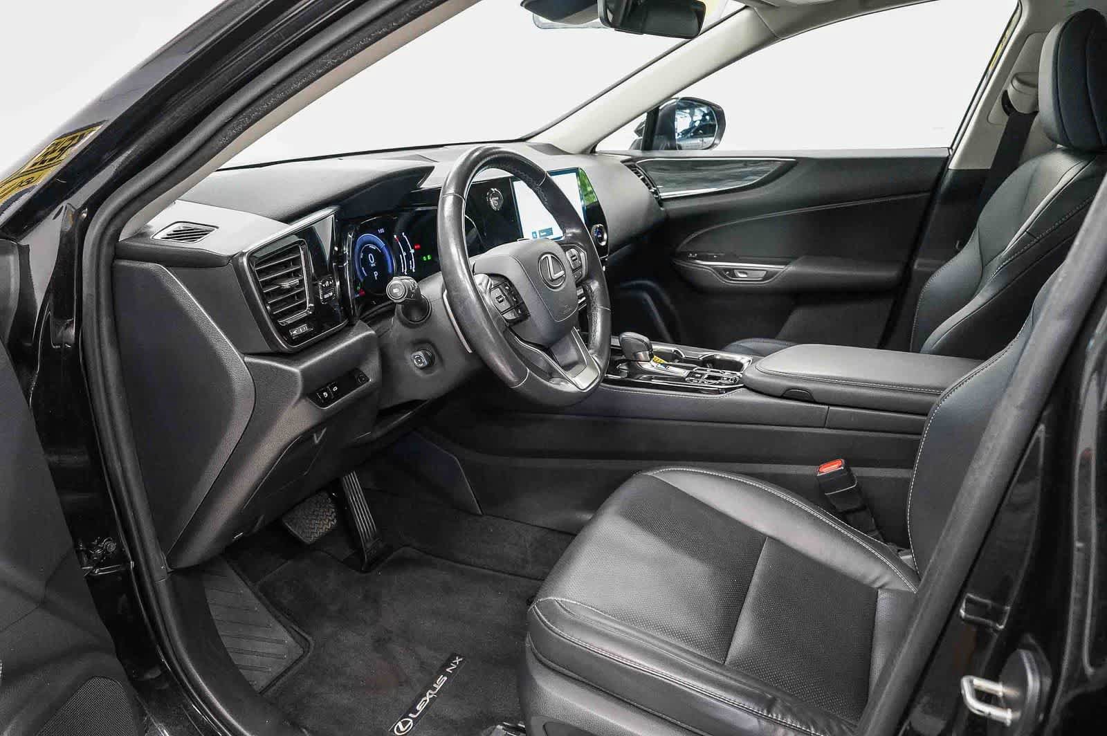 Used 2025 Lexus NX 350h AWD w/ Accessory Package (2T) image 18
