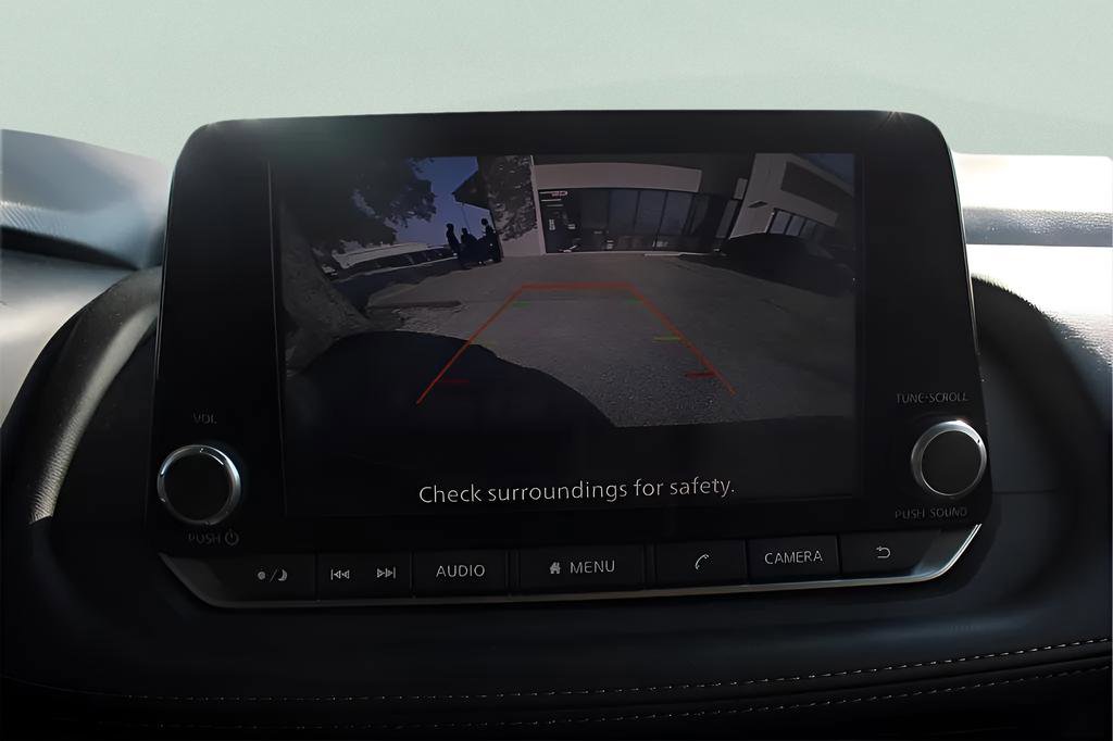 Used 2024 Nissan Rogue S image 26