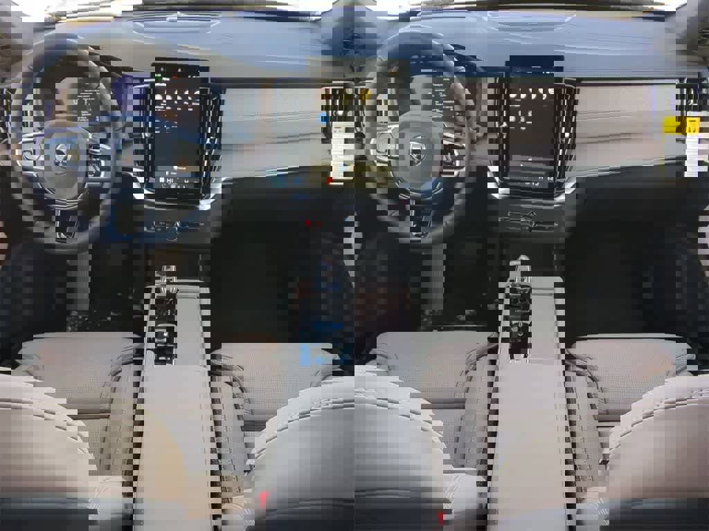 New 2026 Volvo XC90 B6 Ultra w/ Protection Package Premier image 14