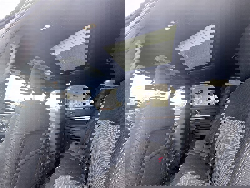 Used 2019 Ford Explorer XLT w/ Equipment Group 201A image 12