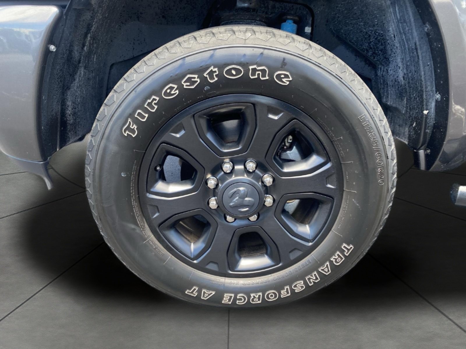 Used 2018 RAM 2500 Laramie w/ Sport Appearance Group AWD/4WD image 4