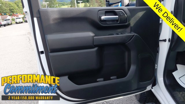 Used 2022 Chevrolet Silverado 2500 Custom w/ Custom Value Package AWD/4WD image 12