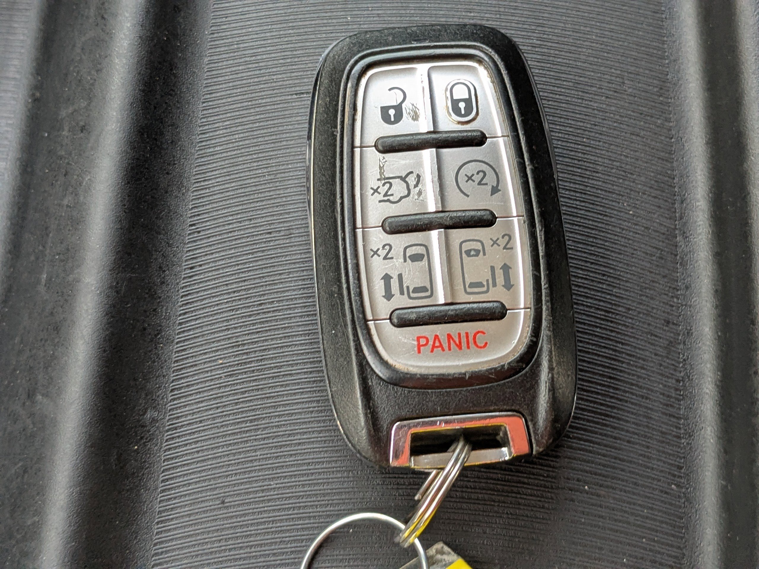 Certified 2019 Chrysler Pacifica Touring Plus w/ Advanced Safetytec Group FWD image 28