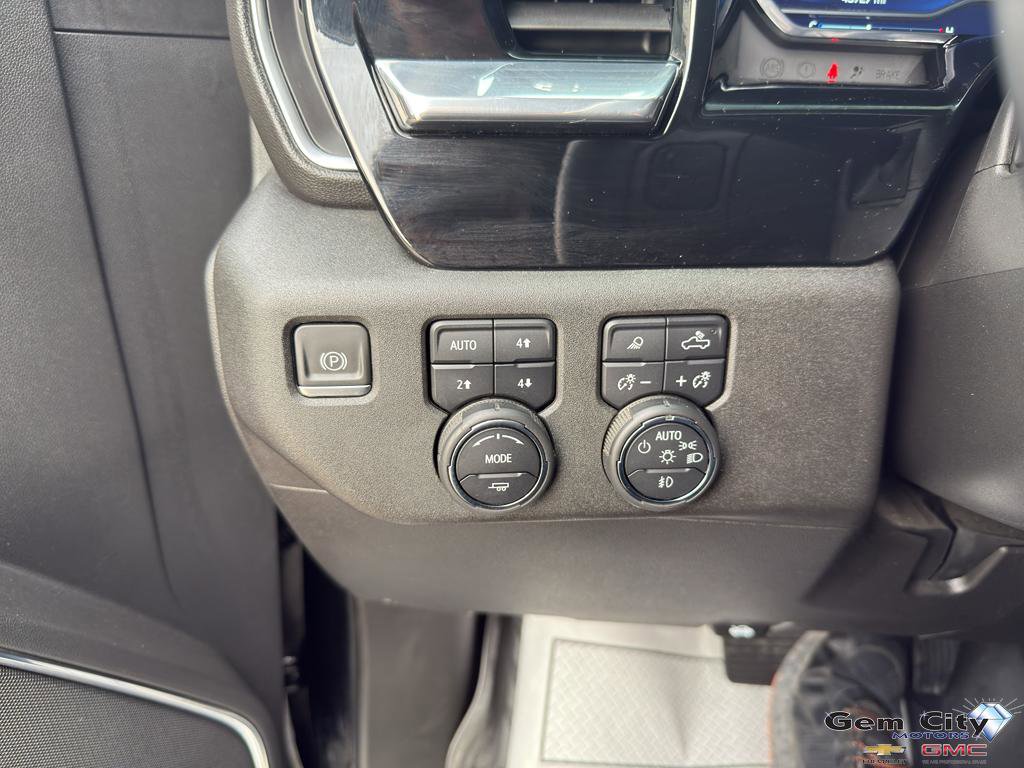 Used 2024 Chevrolet Silverado 2500 LTZ w/ LTZ Convenience Package image 28