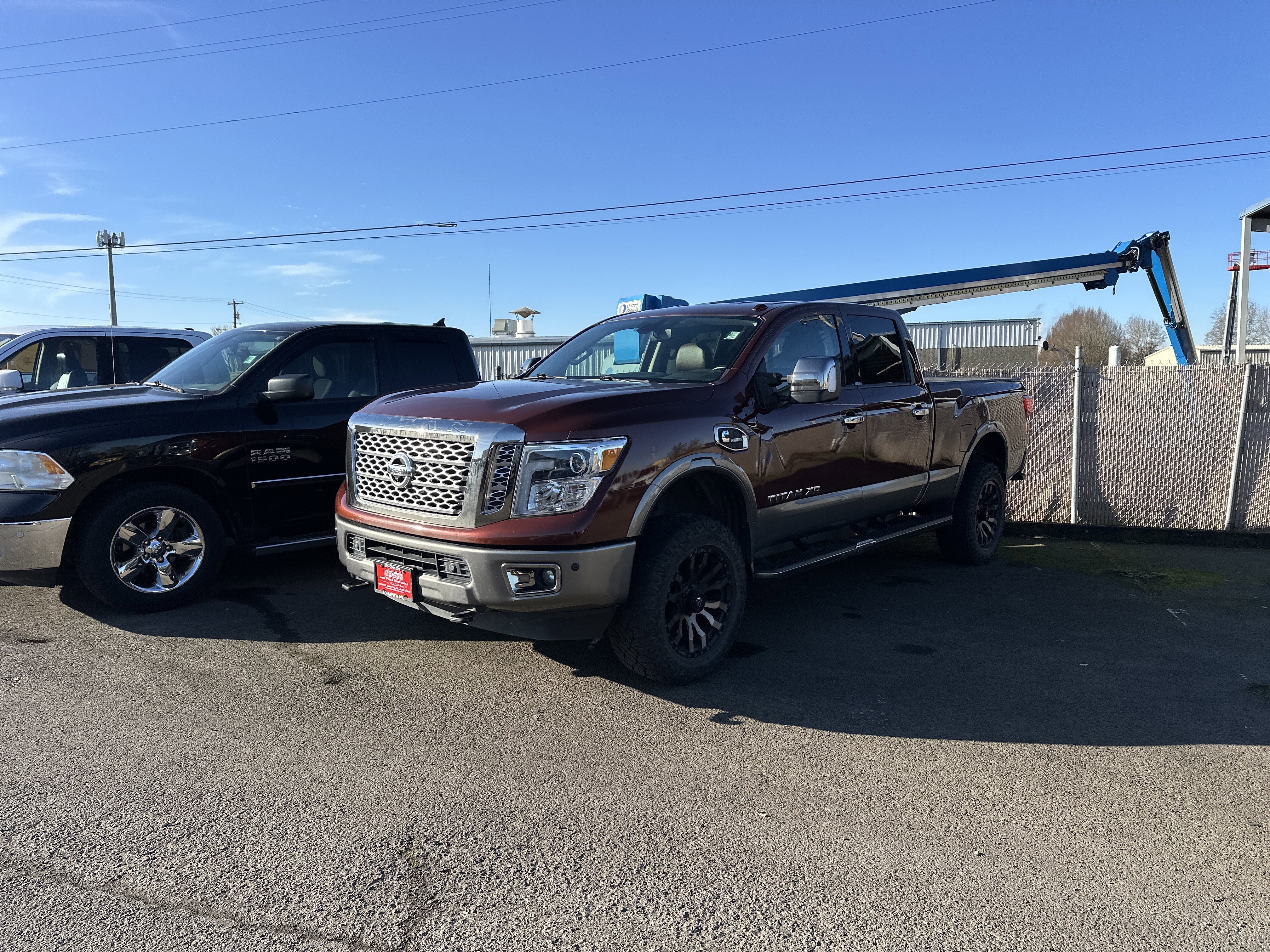 Used 2019 Nissan Titan Platinum Reserve image 1