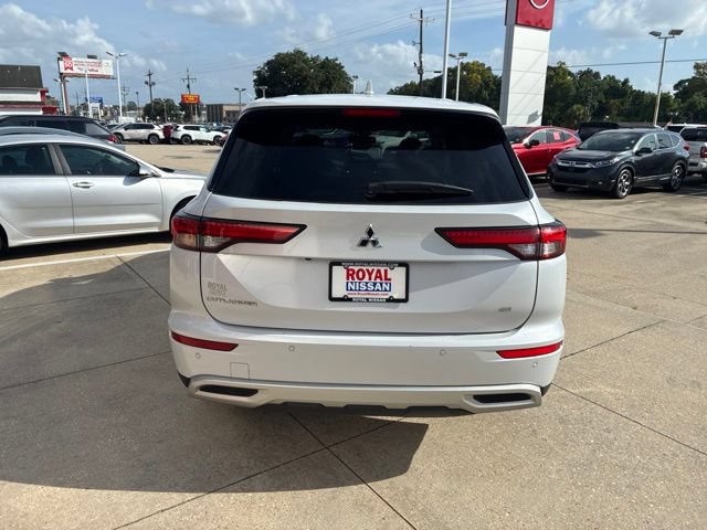Used 2024 Mitsubishi Outlander SE FWD image 6