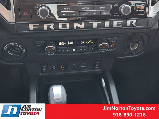 Used 2025 Nissan Frontier SL AWD/4WD image 19