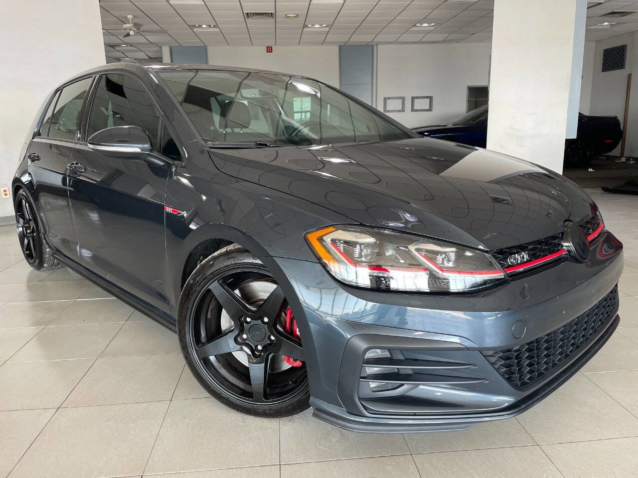 Used 2020 Volkswagen GTI SE image 1