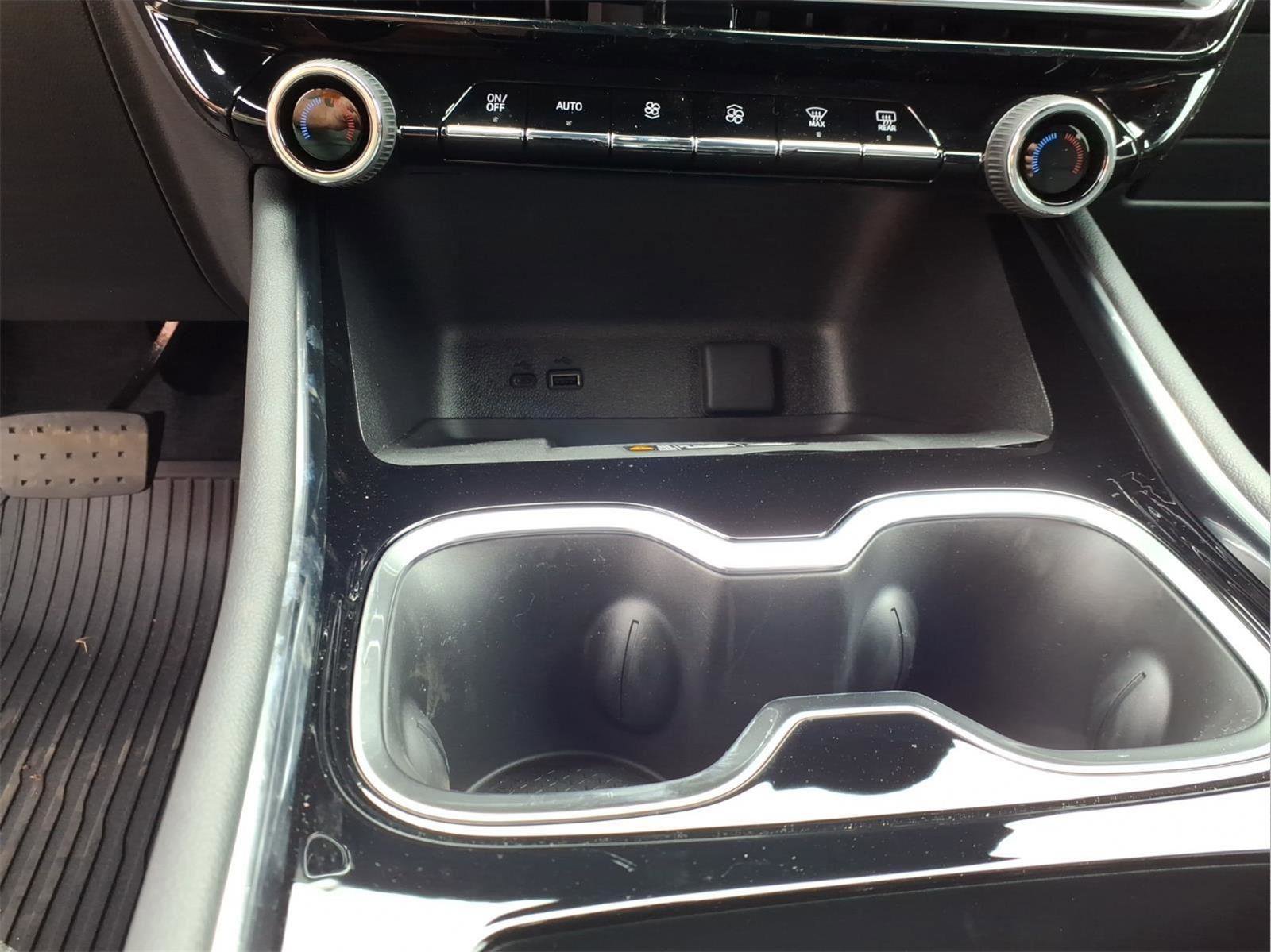 New 2026 Chevrolet Traverse LT image 22