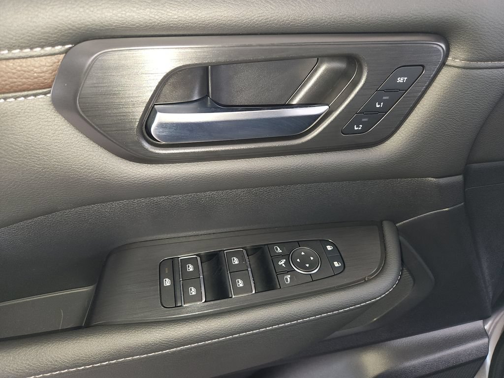 Certified 2026 Nissan Armada SL AWD/4WD image 32