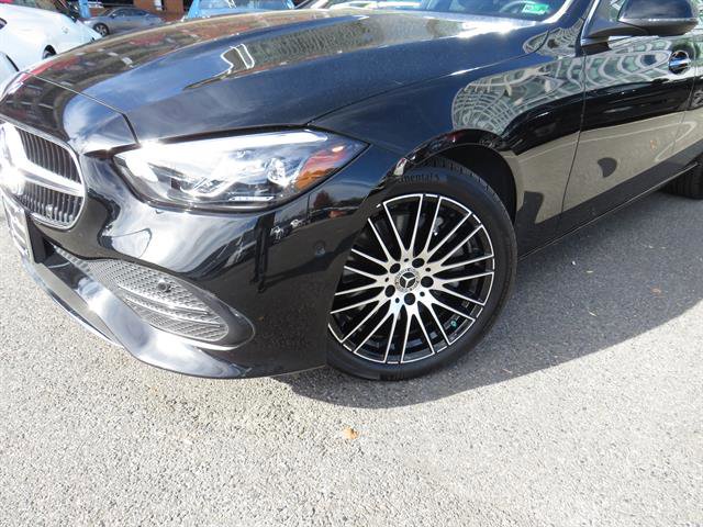 Used 2025 Mercedes-Benz C 300 4MATIC Sedan image 24