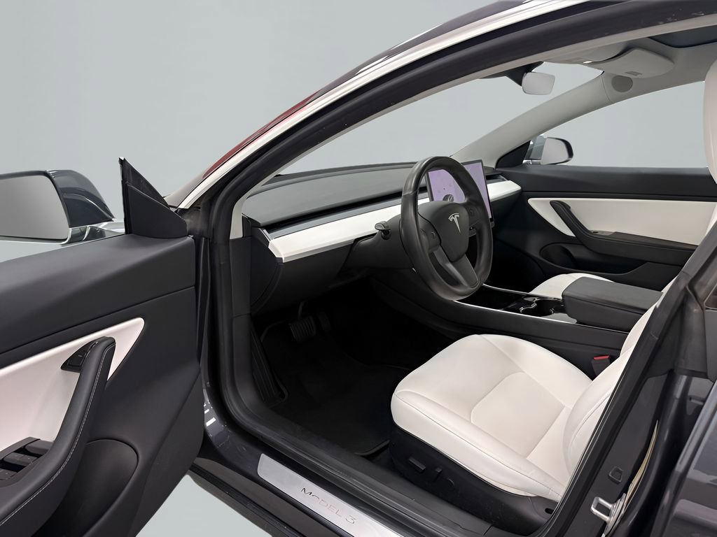 Used 2018 Tesla Model 3 Long Range AWD/4WD image 9
