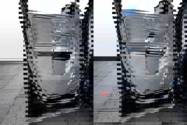 Certified 2025 Mercedes-Benz GLB 250 4MATIC image 23