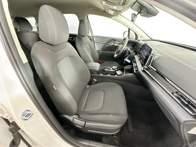 Used 2023 Kia Sportage LX image 25