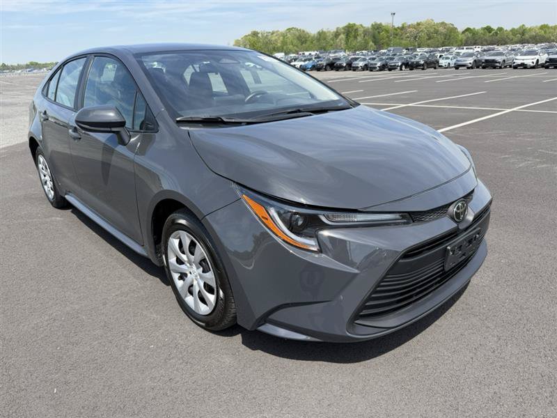 Used 2026 Toyota Corolla LE FWD image 4