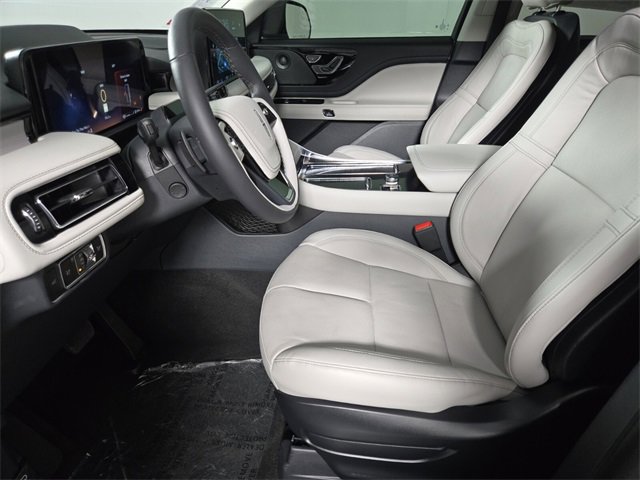 New 2026 Lincoln Aviator Reserve w/ Illumination Package image 13