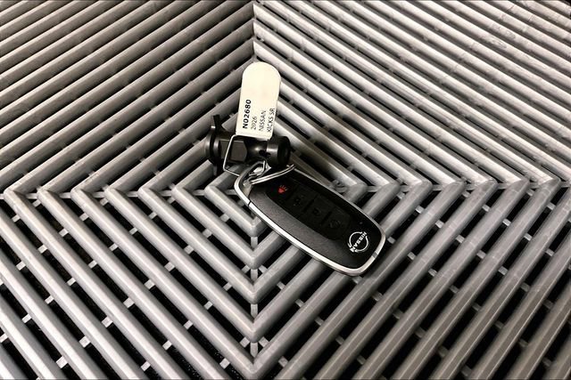 New 2026 Nissan Kicks SR w/ SR Premium Package image 13