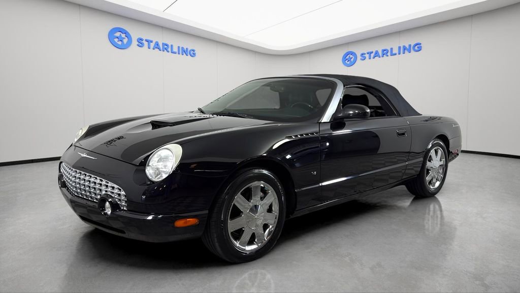 Used 2003 Ford Thunderbird image 37