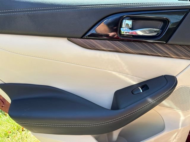 Used 2016 Nissan Maxima Platinum FWD image 46