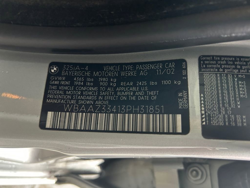 Used 2003 BMW 325i Sedan image 33