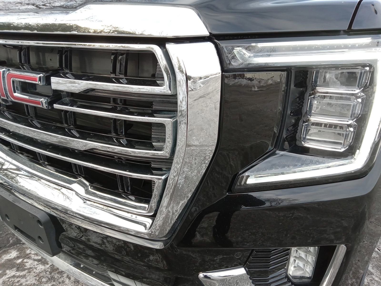 Used 2021 GMC Yukon SLT w/ SLT Luxury Package image 7